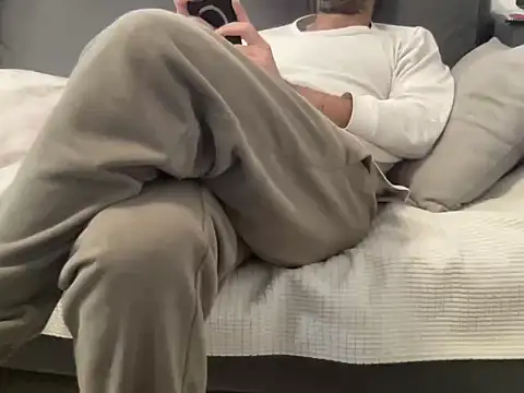 4small4inchlol online show from 03-20-26, 02:11