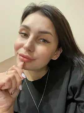 Snapshot of SandraCarter chatting on 12-19-24, 04:02 SandraCarter online show from 12-19-24, 04:02