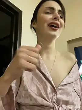 Snapshot of SandraCarter chatting on 02-09-25, 04:50 SandraCarter online show from 02-09-25, 04:50