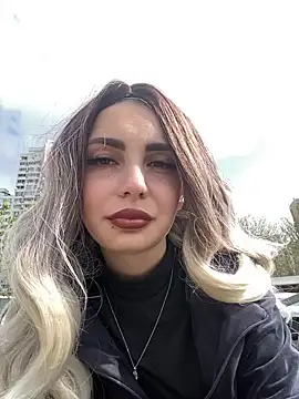 Snapshot of SandraCarter chatting on 03-22-25, 08:08 SandraCarter online show from 03-22-25, 08:08