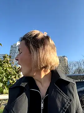 SandraCarter online show from 11-29-25, 07:11