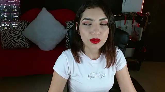 Snapshot of Carolaine69_ chatting on 03-04-25, 02:21 Carolaine69 online show from 03-04-25, 02:21