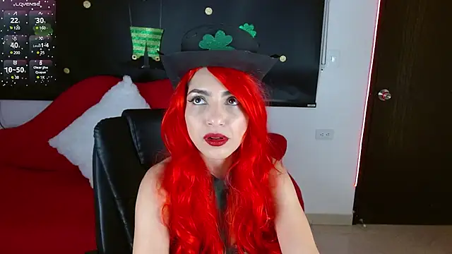 Snapshot of Carolaine69_ chatting on 03-17-25, 02:23 Carolaine69 online show from 03-17-25, 02:23