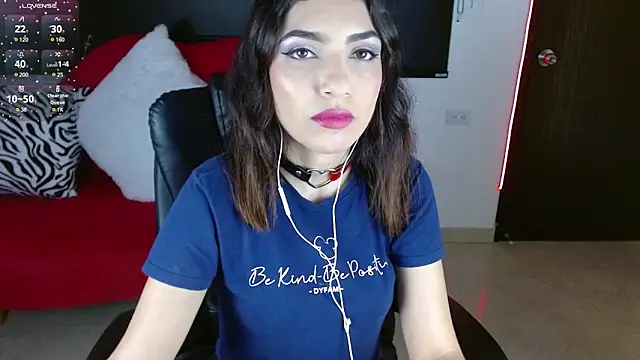Snapshot of Carolaine69_ chatting on 03-22-25, 02:25 Carolaine69 online show from 03-22-25, 02:25