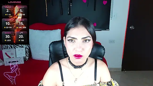 Snapshot of Carolaine69_ chatting on 09-29-25, 01:27 Carolaine69 online show from 09-29-25, 01:27