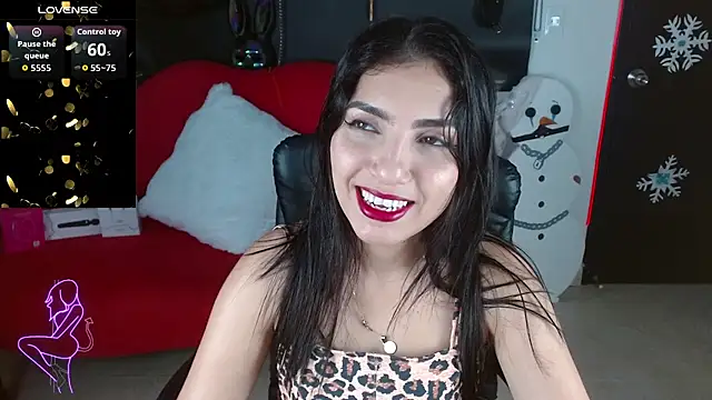 Carolaine69  online show from 12-02-25, 01:28