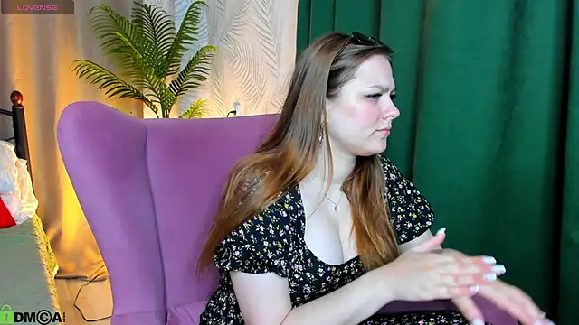 Snapshot of Lasly_Fox chatting on 05-27-26, 12:29 Lasly Fox online show from 05-27-26, 12:29
