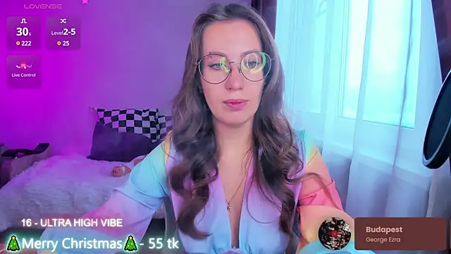 Snapshot of ms_allison_w chatting on 12-25-24, 10:28 ms allison w online show from 12-25-24, 10:28