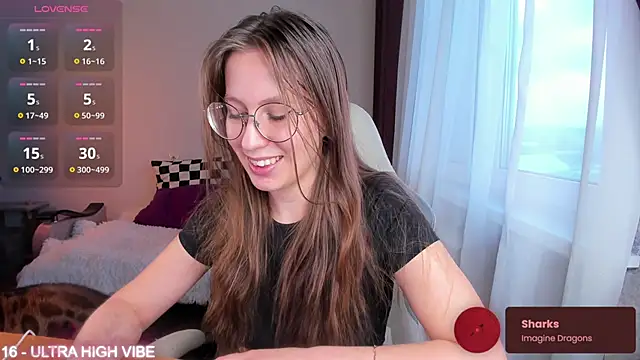 Snapshot of ms_allison_w chatting on 02-20-25, 02:02 ms allison w online show from 02-20-25, 02:02