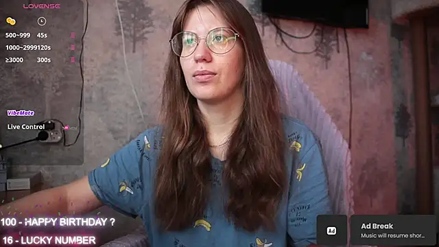 Snapshot of ms_allison_w chatting on 10-26-25, 11:27 ms allison w online show from 10-26-25, 11:27