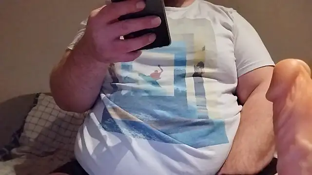 Snapshot of KinkyDudeDk chatting on 03-17-26, 04:17 KinkyDudeDk online show from 03-17-26, 04:17