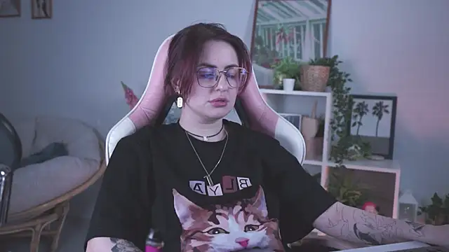 Lana  May online show from 03-14-25, 02:41