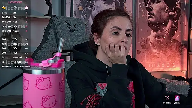 Lana  May online show from 10-03-25, 11:07