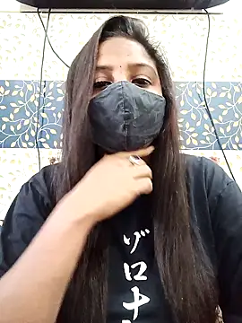 Snapshot of Simran-Simran chatting on 03-23-25, 01:53 Simran-Simran online show from 03-23-25, 01:53