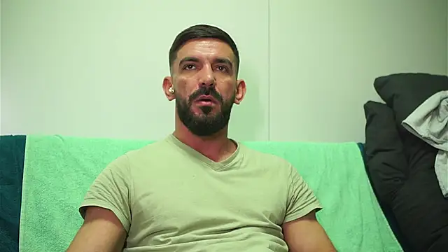 Snapshot of Adam_First chatting on 02-17-26, 04:53 Adam First online show from 02-17-26, 04:53