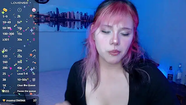 Snapshot of mixie_cute chatting on 03-07-25, 11:27 mixie cute online show from 03-07-25, 11:27