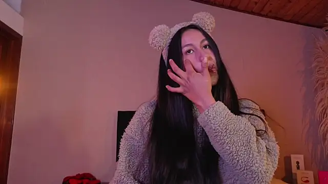 EmiGomez  online show from 06-29-26, 02:51