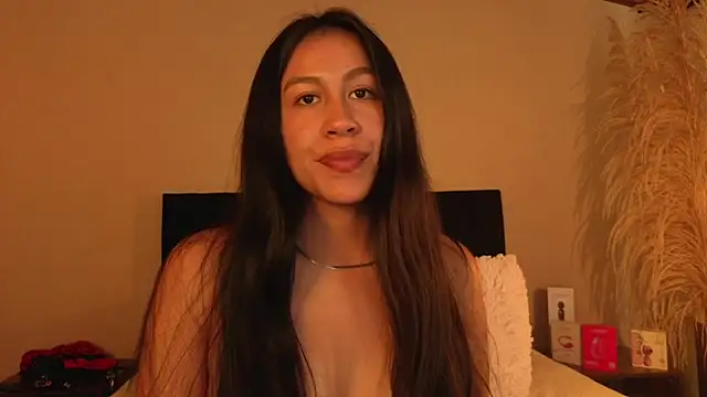 EmiGomez  online show from 06-30-26, 05:25