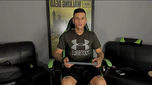 Snapshot of jamesinked_ chatting on 12-21-24, 03:36 jamesinked online show from 12-21-24, 03:36