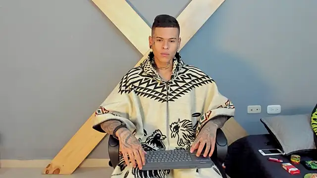 Snapshot of jamesinked_ chatting on 12-23-24, 02:28 jamesinked online show from 12-23-24, 02:28