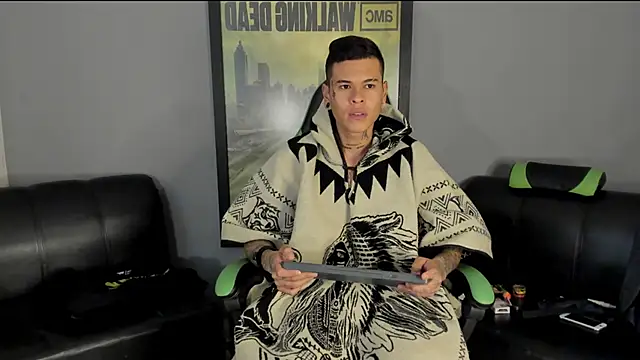 Snapshot of jamesinked_ chatting on 12-30-24, 04:19 jamesinked online show from 12-30-24, 04:19