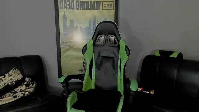 Snapshot of jamesinked_ chatting on 01-24-25, 04:06 jamesinked online show from 01-24-25, 04:06