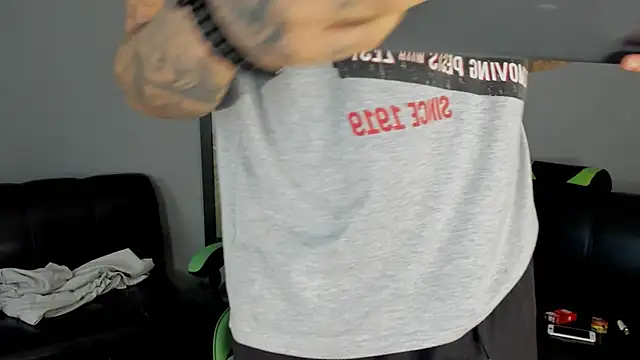 Snapshot of jamesinked_ chatting on 01-27-25, 03:50 jamesinked online show from 01-27-25, 03:50