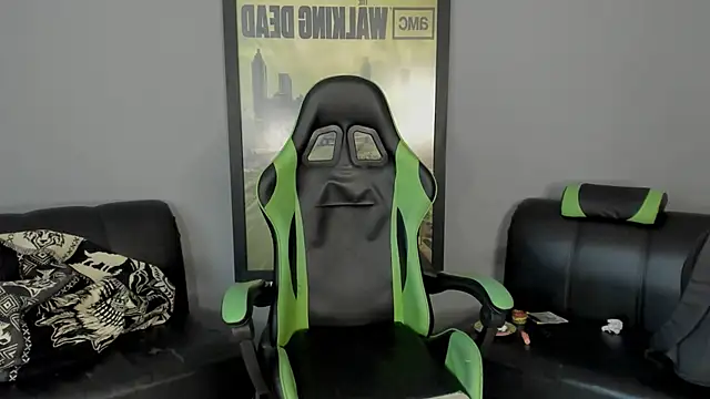 Snapshot of jamesinked_ chatting on 02-19-25, 06:21 jamesinked online show from 02-19-25, 06:21