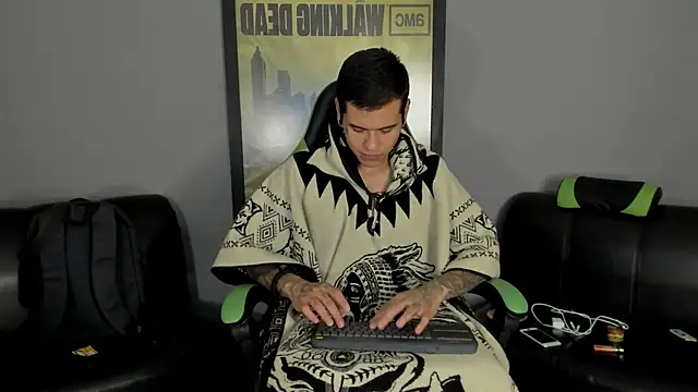 Snapshot of jamesinked_ chatting on 02-20-25, 10:48 jamesinked online show from 02-20-25, 10:48