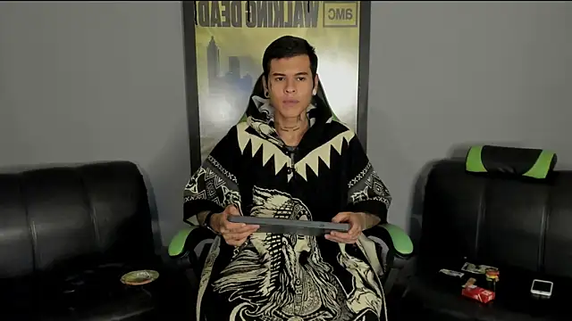 Snapshot of jamesinked_ chatting on 02-27-25, 02:32 jamesinked online show from 02-27-25, 02:32