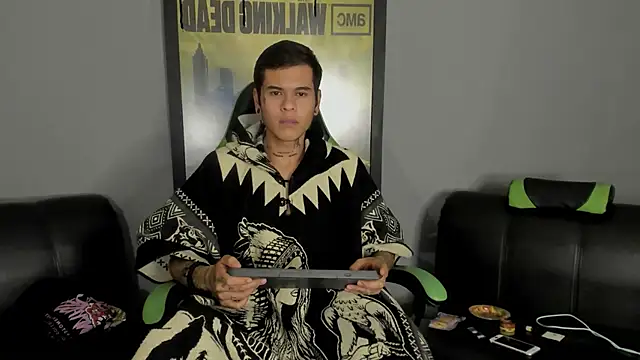 Snapshot of jamesinked_ chatting on 03-07-25, 06:46 jamesinked online show from 03-07-25, 06:46