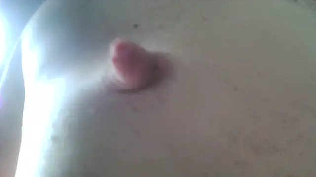 Snapshot of Toy-Daddy chatting on 04-19-26, 05:34 Toy-Daddy online show from 04-19-26, 05:34