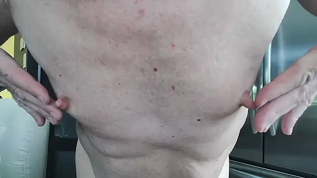 Snapshot of Toy-Daddy chatting on 05-03-26, 02:23 Toy-Daddy online show from 05-03-26, 02:23
