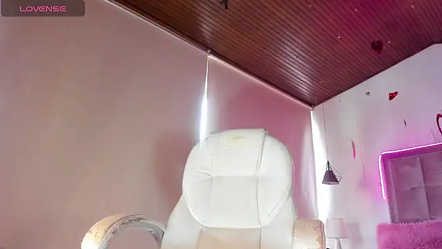 Snapshot of Melody_Ds chatting on 02-27-25, 09:04 Melody Ds online show from 02-27-25, 09:04