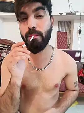 Snapshot of Chris_Strokes_69 chatting on 12-18-24, 07:19 Chris Strokes 69 online show from 12-18-24, 07:19