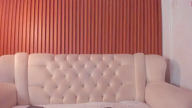 Snapshot of RosarioCruzz chatting on 07-17-26, 01:29 RosarioCruzz online show from 07-17-26, 01:29