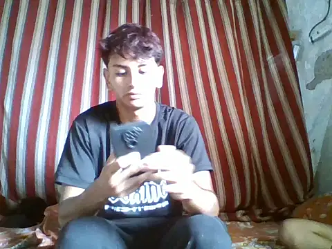 Snapshot of teendotados chatting on 12-18-24, 11:45 teendotados online show from 12-18-24, 11:45