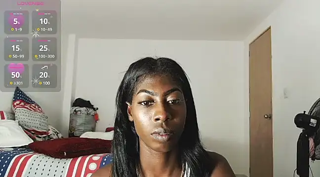 Snapshot of sexy_black31 chatting on 12-04-24, 03:04 sexy black31 online show from 12-04-24, 03:04