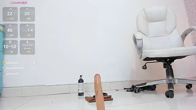 Victoriaa millers online show from 02-18-25, 06:48