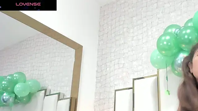 Victoriaa millers online show from 03-20-25, 04:07