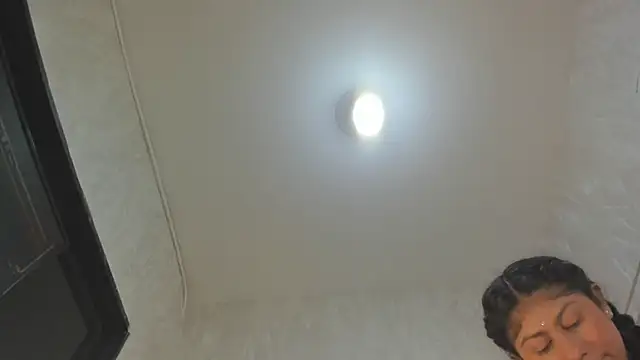 Victoriaa millers online show from 10-30-25, 07:14