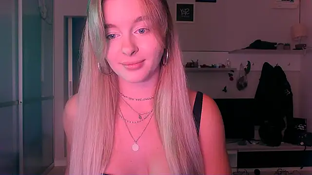 Snapshot of Eva_Jaya chatting on 09-23-25, 11:02 Eva Jaya online show from 09-23-25, 11:02