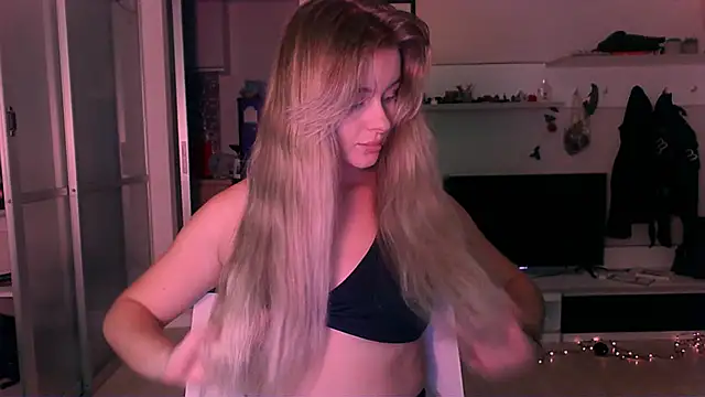 Snapshot of Eva_Jaya chatting on 09-27-25, 01:05 Eva Jaya online show from 09-27-25, 01:05