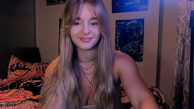 Snapshot of Eva_Jaya chatting on 10-30-25, 12:06 Eva Jaya online show from 10-30-25, 12:06