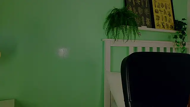 Snapshot of briannajackson_ chatting on 10-06-25, 11:40 briannajackson online show from 10-06-25, 11:40