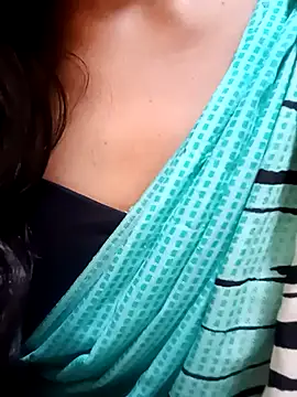 Snapshot of PerfectAhinsa chatting on 10-15-25, 06:30 PerfectAhinsa online show from 10-15-25, 06:30