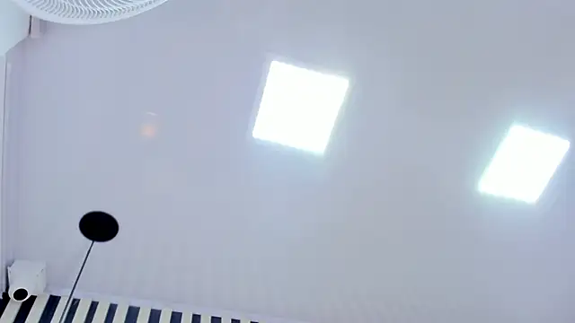 Snapshot of mariaa_fernanda chatting on 12-11-24, 10:49 mariaa fernanda online show from 12-11-24, 10:49