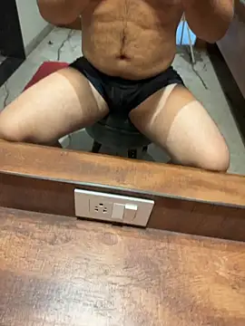 Snapshot of versatile_guy01 chatting on 03-22-26, 04:16 versatile guy01 online show from 03-22-26, 04:16