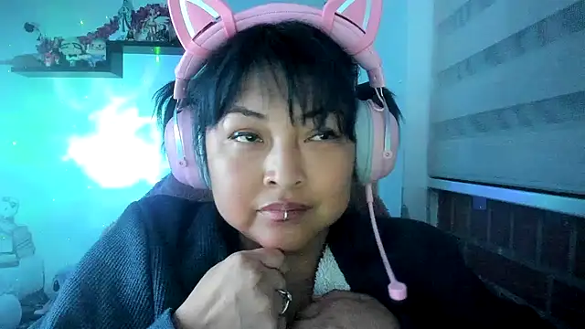 Shaddycute  online show from 03-24-26, 12:48