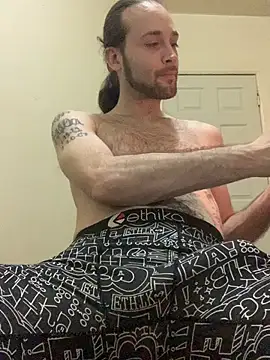 Snapshot of J3sus721 chatting on 02-28-25, 04:32 J3sus721 online show from 02-28-25, 04:32